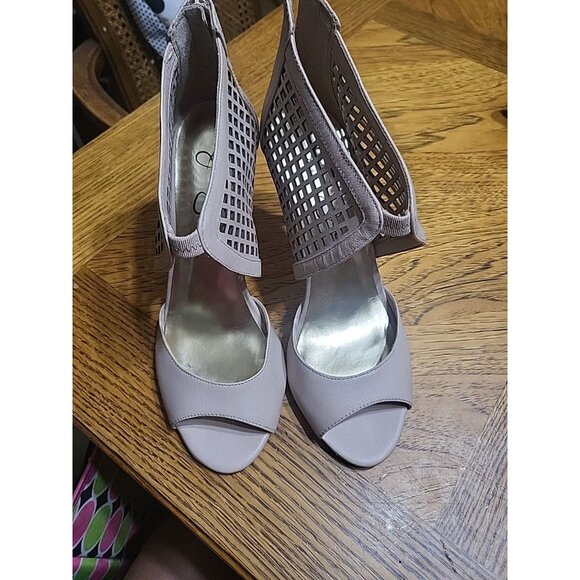 jessica simpson High Heels Open Toe 8B, Great Condition Back Zip Pre-owned - Picture 1 of 8